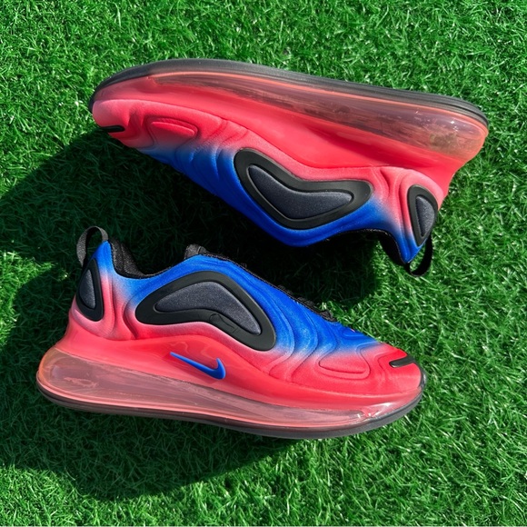 Nike Air Max 720 Black / Racer Blue Flash Crimson - Picture 10 of 13